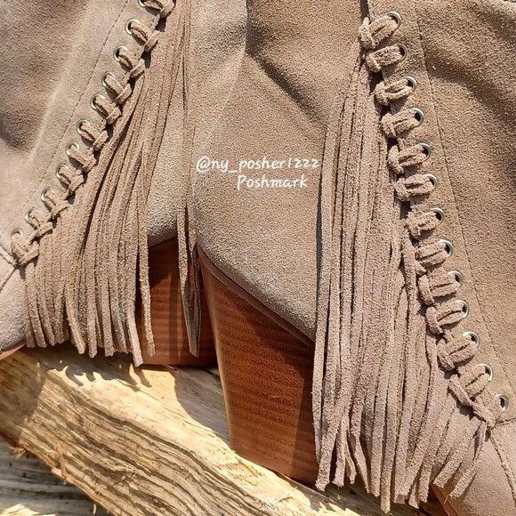 ＡＬＤＯ Tan Fringe Suede Booties - Picture 5 of 8